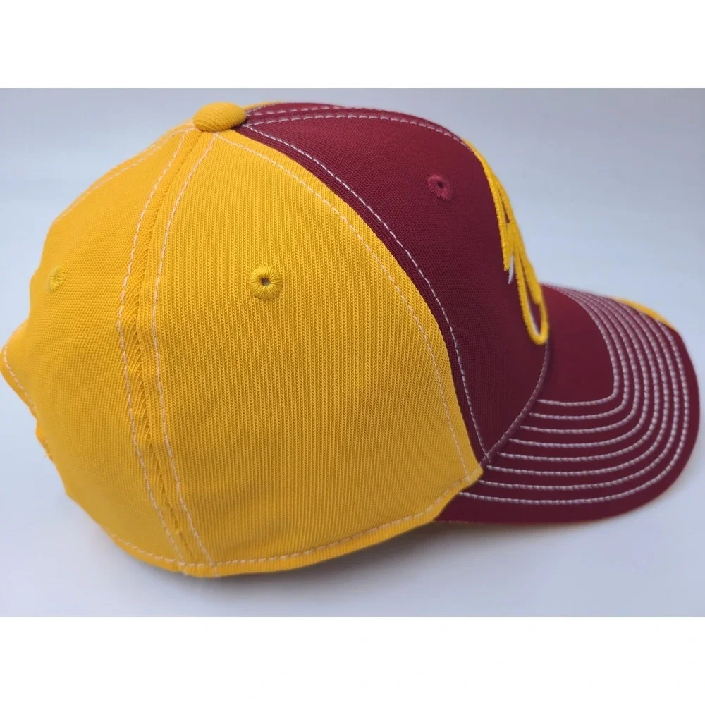 Cleveland‎ Cavaliers Hat Snapback Adidas Red Yellow NBA Men Nylon Blend Casual